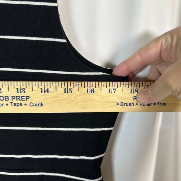 Athleta Santorini Tank V-neck Modal Dress Black White Striped‎ L Athleisure - Picture 7 of 8